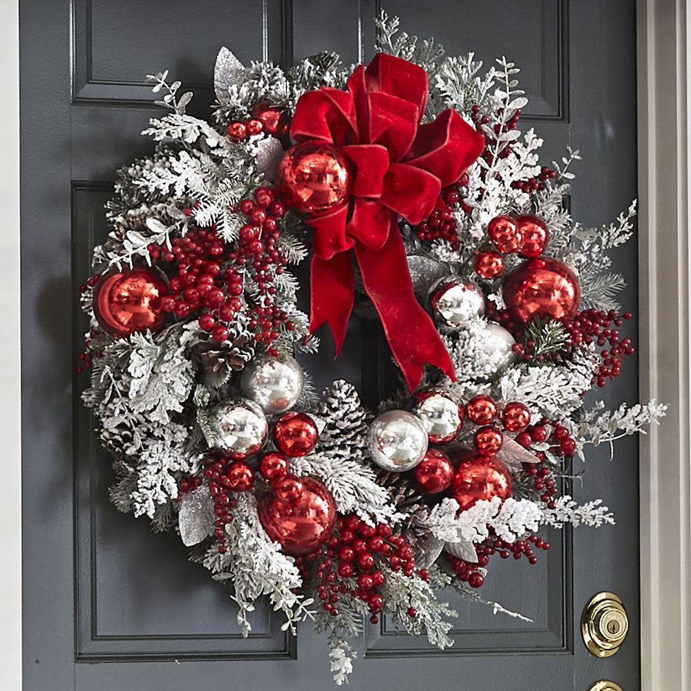 HOLLY™ Christmas Wreath Set