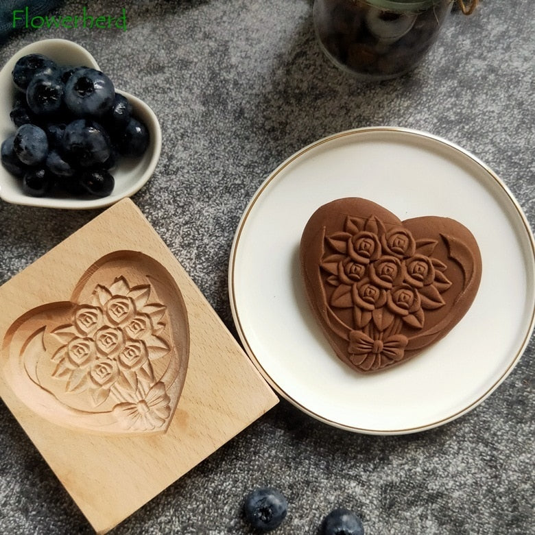 RUDOLPH™ 3D Wooden Gingerbread Mold Cookie Cutter
